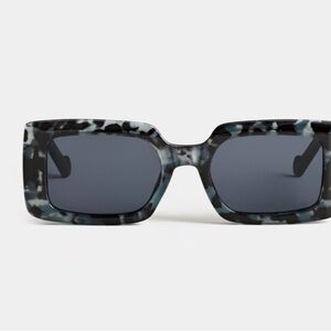 NWT Szade Dart Sunglasses